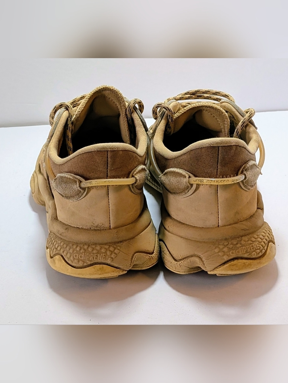 Adidas Ozweego Sneakers Women’s Size 5 Beige Khaki Chunky Retro Running Shoes - Picture 3 of 8